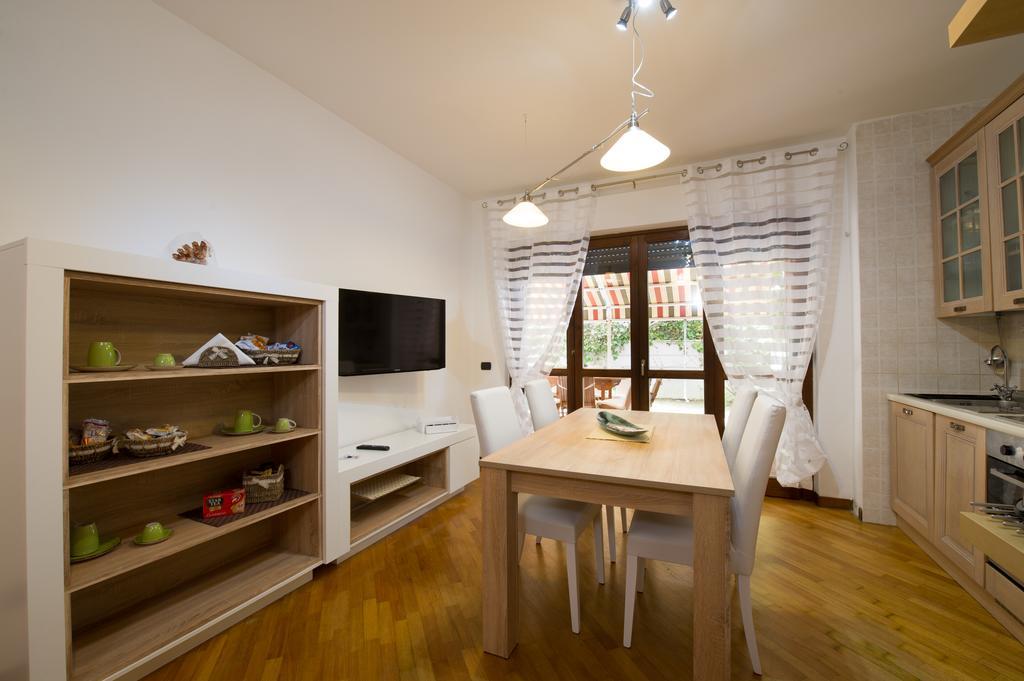 Domus al Parco Guest House Fiumicino Exterior foto