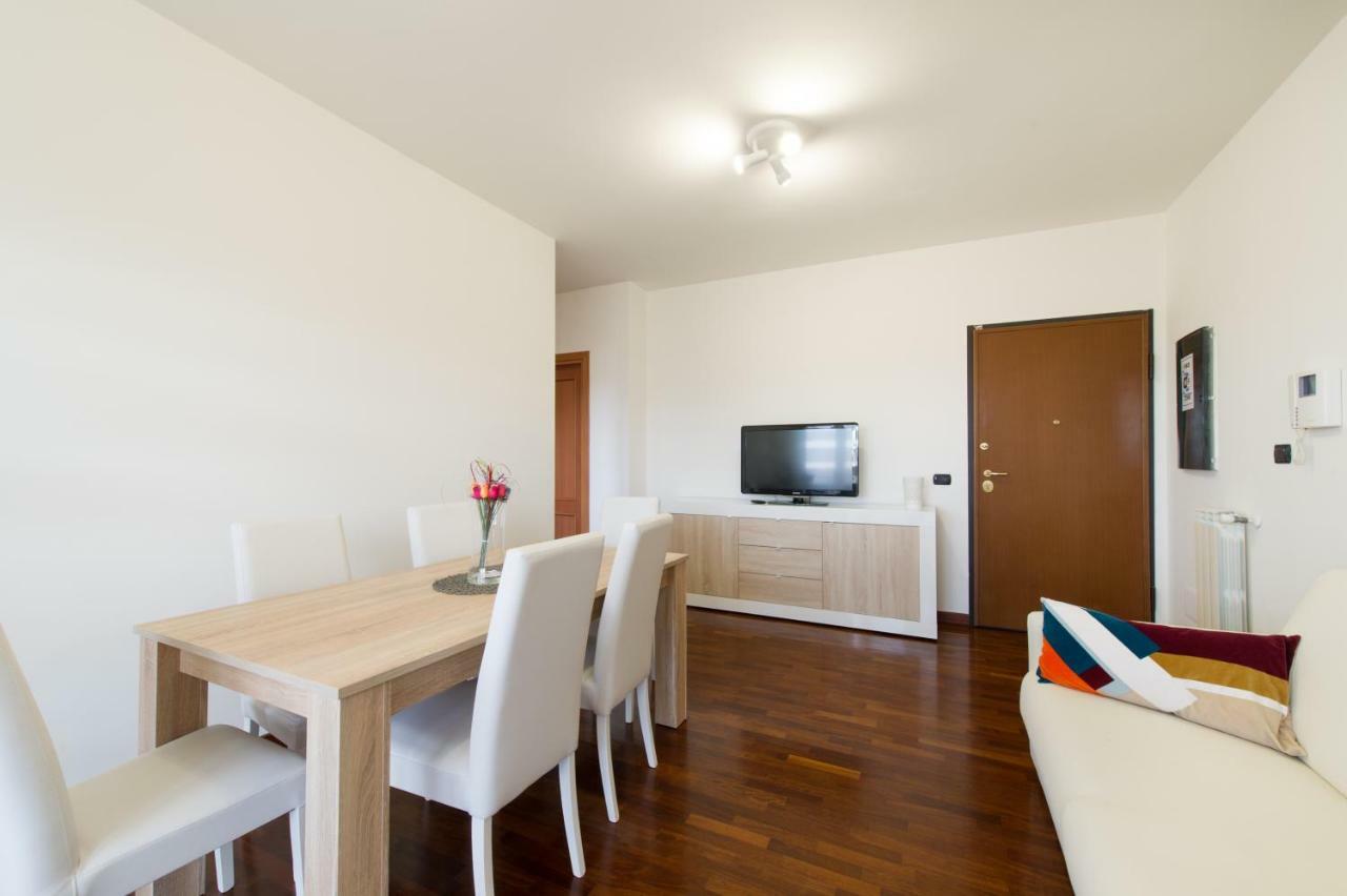 Domus al Parco Guest House Fiumicino Exterior foto